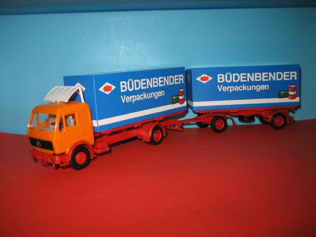 Budenbender  MERCEDES combi met afzetbakken Herpa, Ophalen of Verzenden, Zo goed als nieuw, Bus of Vrachtwagen, Herpa