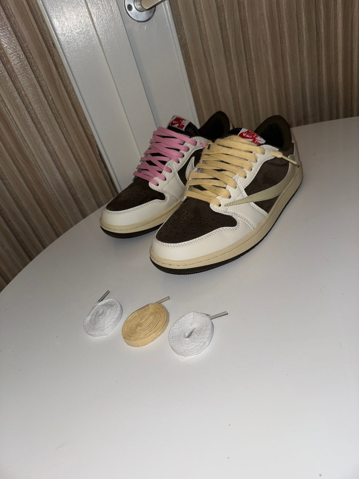 Travis scott reverse mocha, Kleding | Heren, Schoenen, Bruin, Ophalen of Verzenden, Sneakers of Gympen, Zo goed als nieuw