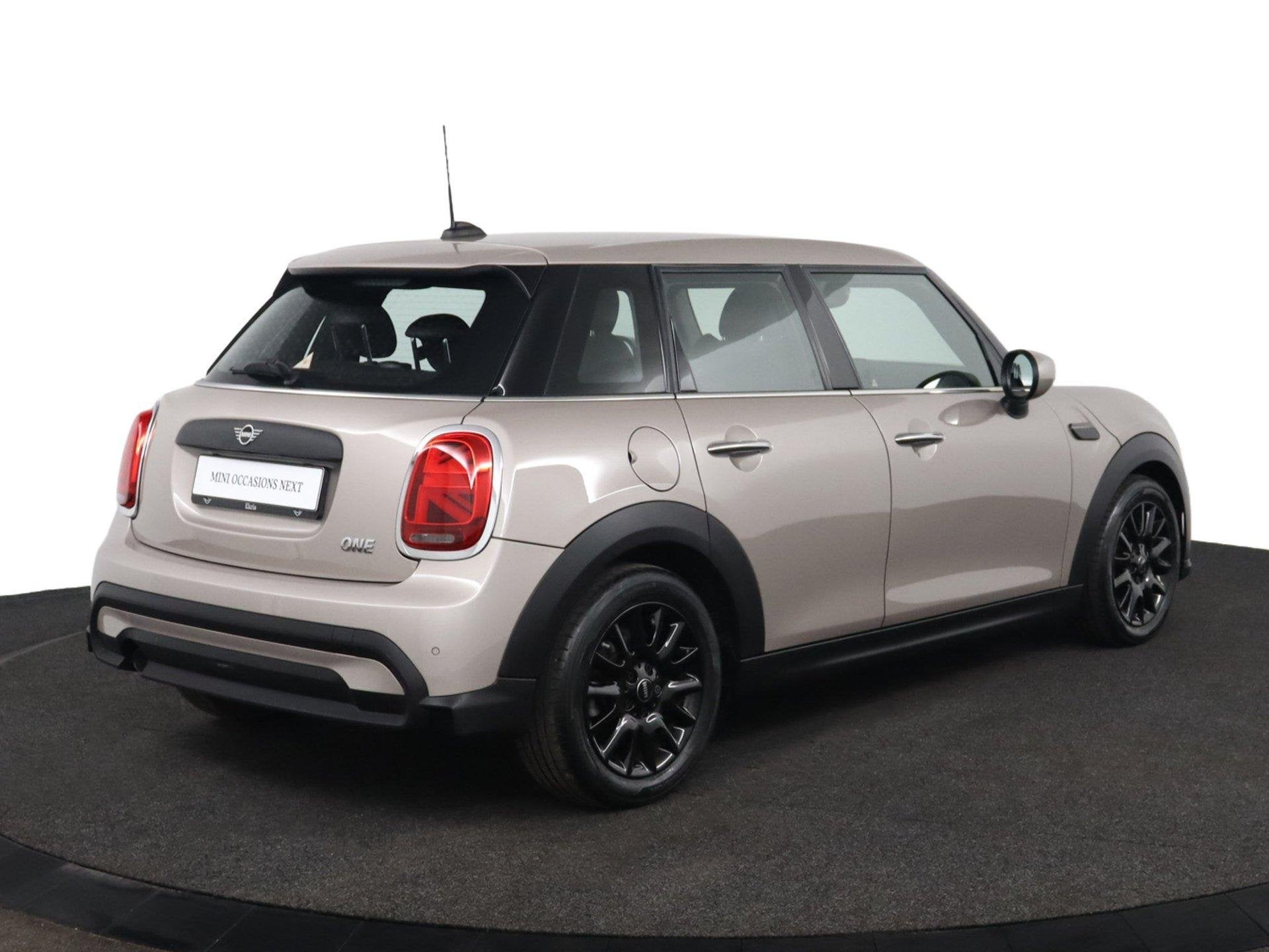 MINI 5-Deurs 1.5 One Classic LED | Climate Control | Cruise, Auto's, Mini, Voorwielaandrijving, Stof, Gebruikt, Met garantie (alle)