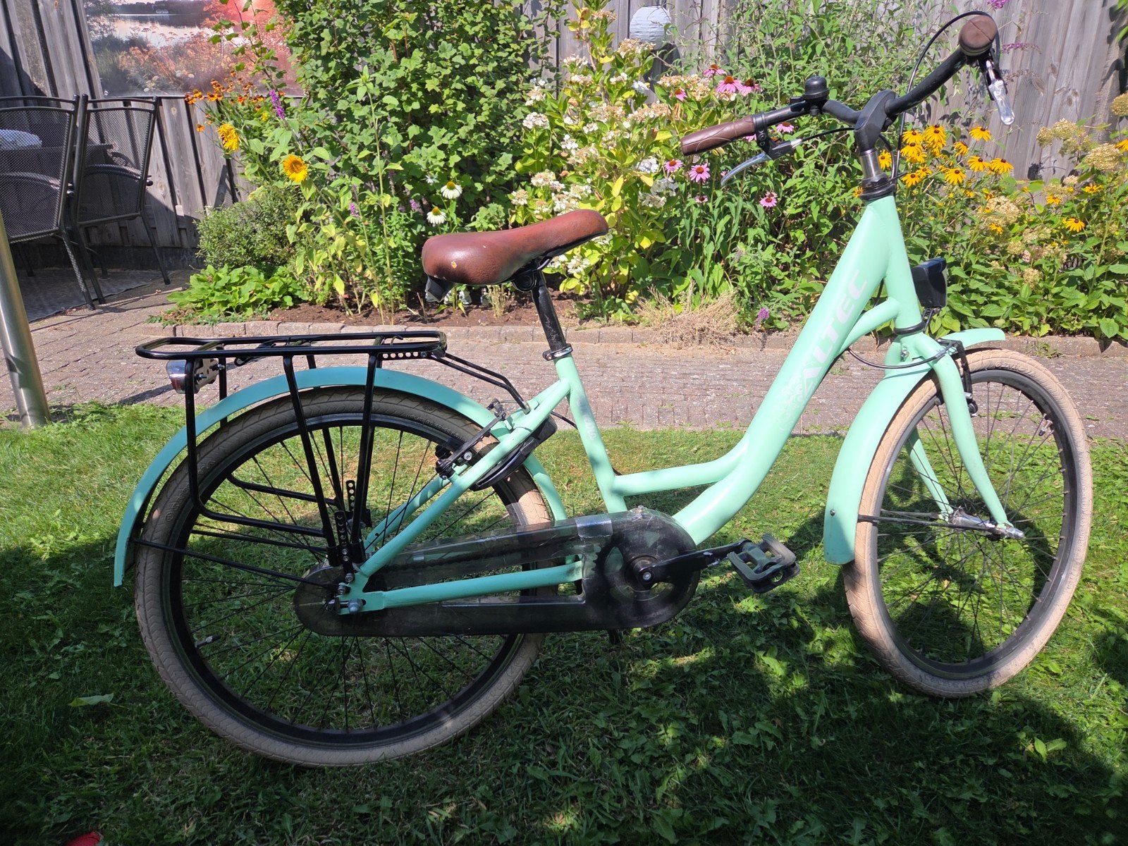 Meisjesfiets 24 inch Altec mintgroen, Ophalen, Altec, Handrem, Gebruikt