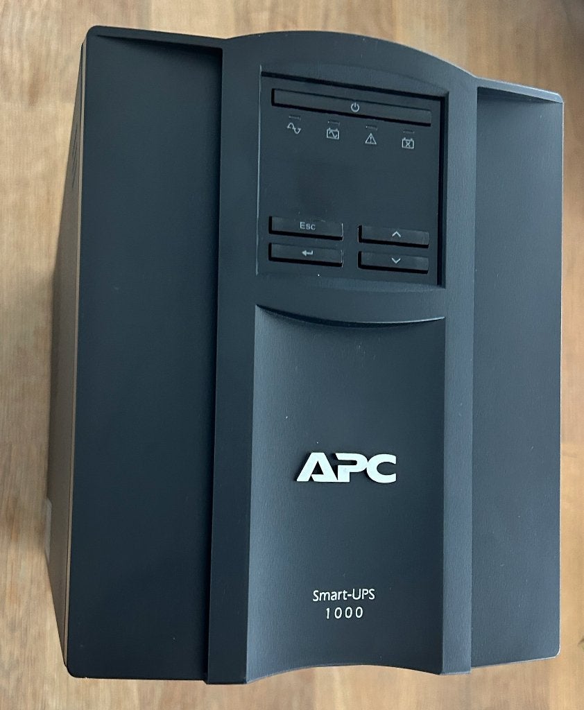 APC Smart-UPS 1000, Computers en Software, Noodvoedingen (UPS), Gebruikt, Ophalen