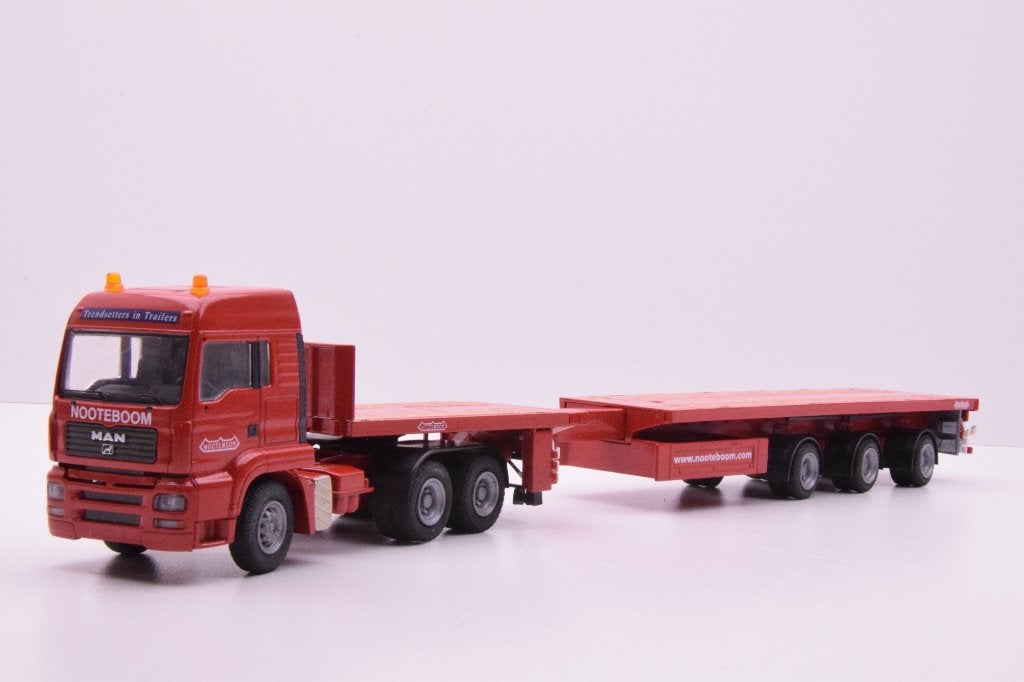 MAN met Nooteboom 3Xl trailer  '' Conrad '', Ophalen of Verzenden, Zo goed als nieuw, Bus of Vrachtwagen, Conrad