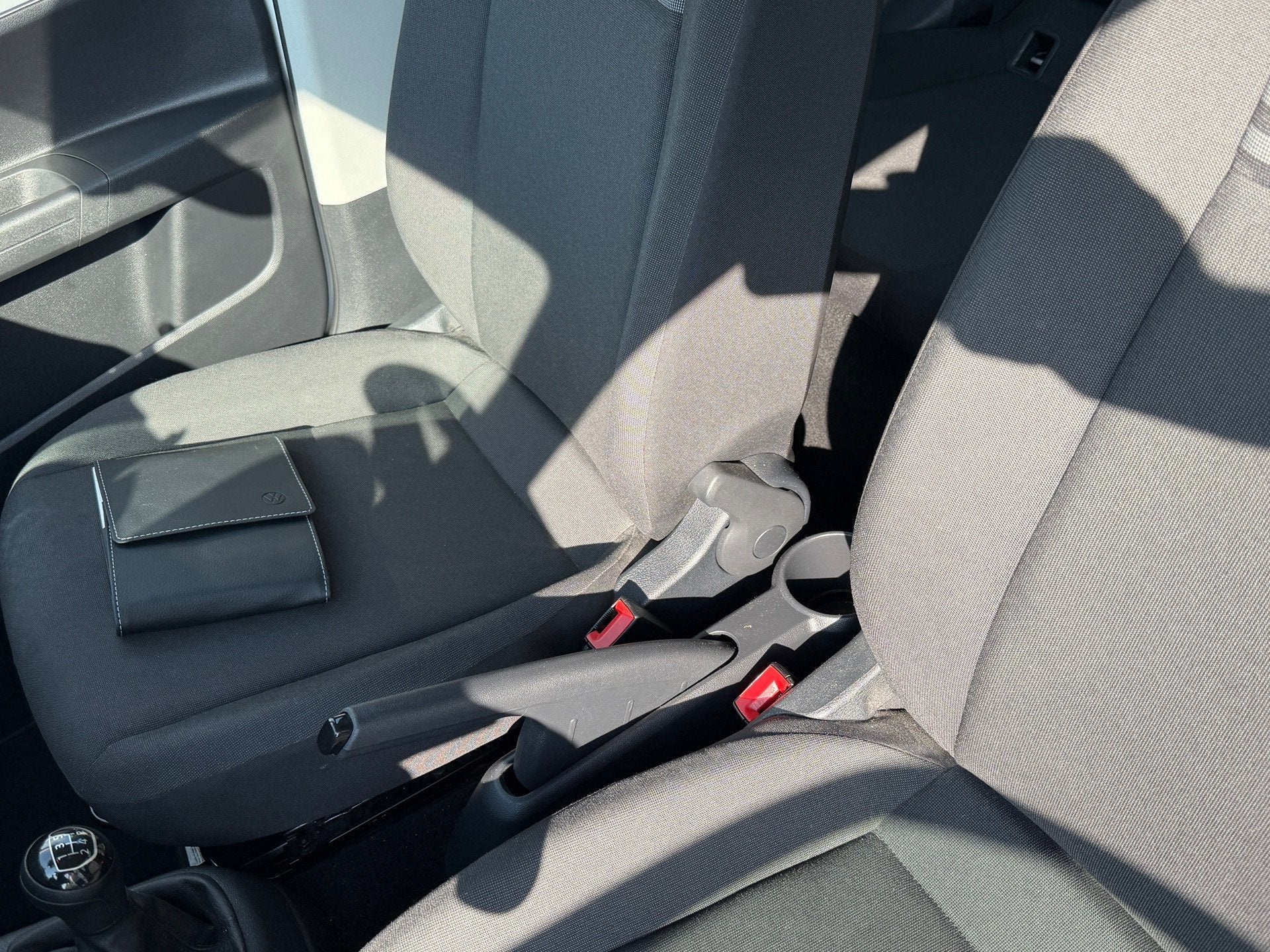 Foto 6 van Volkswagen Up! 1.0 5 Drs Airco Elak Pakket Donker glas
