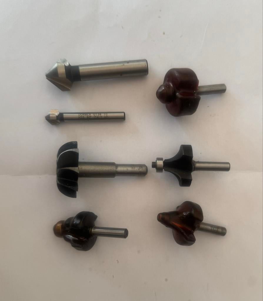 Set van 8 freesjes voor houtbewerking, Doe-het-zelf en Verbouw, Gereedschap | Freesmachines, Ophalen of Verzenden, Gebruikt, Elektrisch
