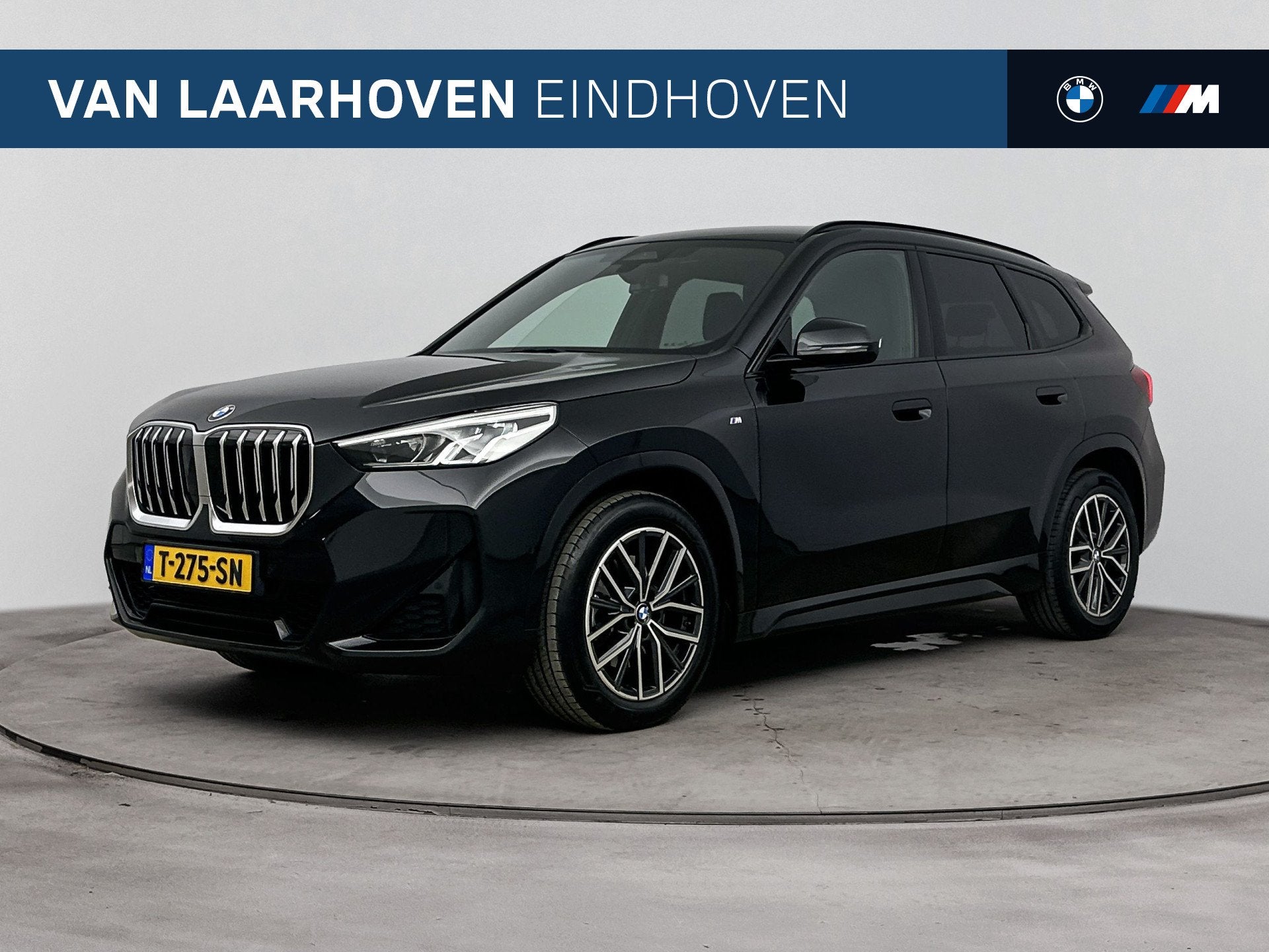 BMW X1 sDrive20i M Sport Automaat / Trekhaak / Sportstoelen, Auto's, Dealer onderhouden, 156 pk, Met garantie (alle), Zwart