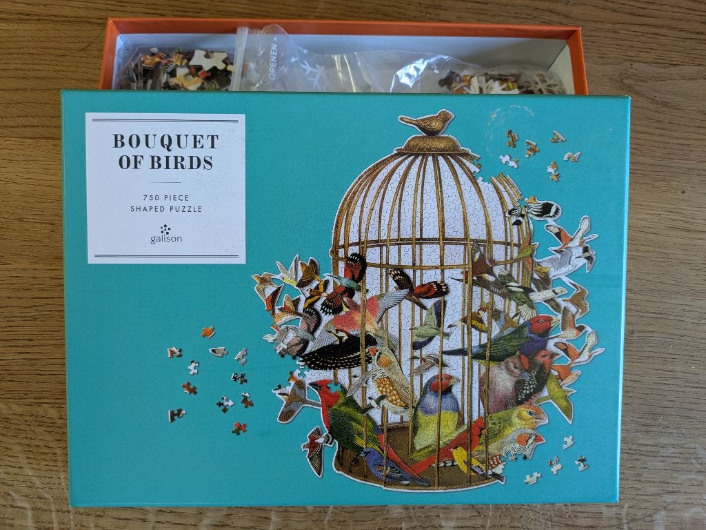 Galison Bouquet of Birds (Shaped puzzle 750 stukjes/pieces), Ophalen of Verzenden, 500 t/m 1500 stukjes, Zo goed als nieuw, Legpuzzel
