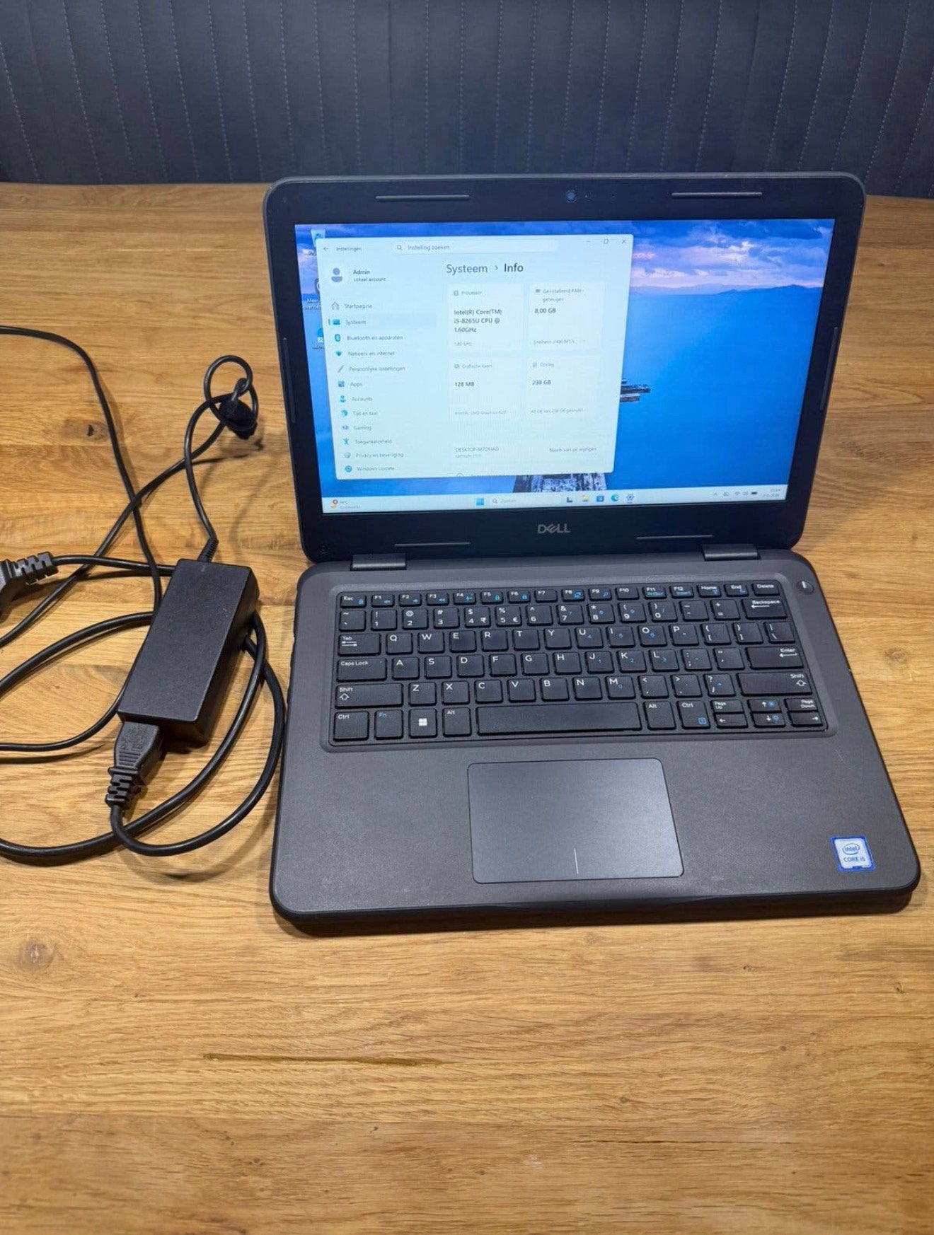 Dell Latitude 3310 in goede staat! 15, 256GB SSD, 8GB Ram, Dell, Dell, Ophalen of Verzenden, Zo goed als nieuw