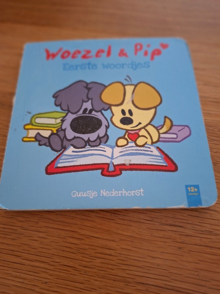 Woezel & Pip, Eerste woordjes, Ophalen of Verzenden, Zo goed als nieuw