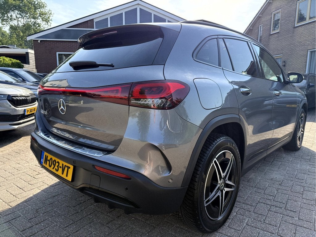 Mercedes-Benz EQA 250 Bns Solution AMG 67 Kwh SOH 94.4%, Pan, Auto's, Mercedes-Benz, 1940 kg, Gebruikt, 31 min, Origineel Nederlands
