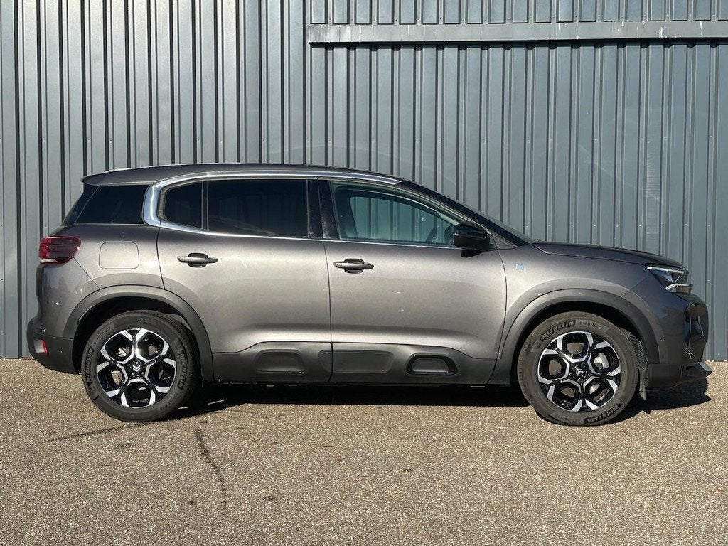 Citroën C5 Aircross 1.6 Hybrid 225pk EAT8 Business Plus Nav, Auto's, Citroën, Gebruikt, Euro 6, 4 cilinders, 181 pk