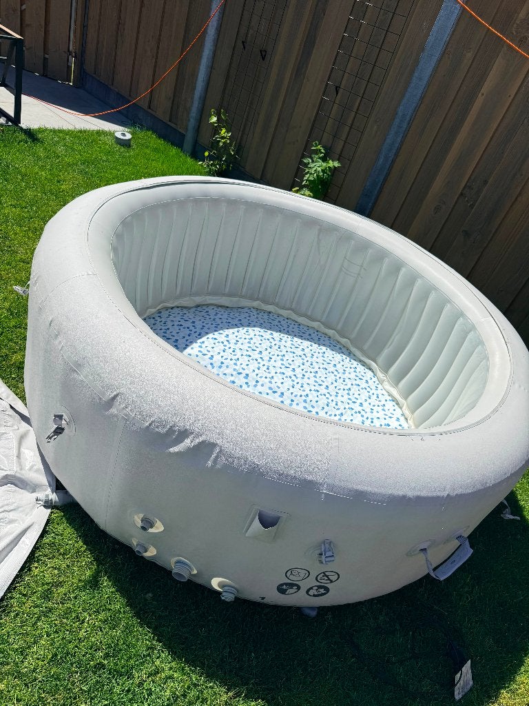 Lay-Z-Spa Paris AirJet Hot Tub, Tuin en Terras, Bubbelbaden en Hottubs, Ophalen, Gebruikt, Filter, Opblaasbaar