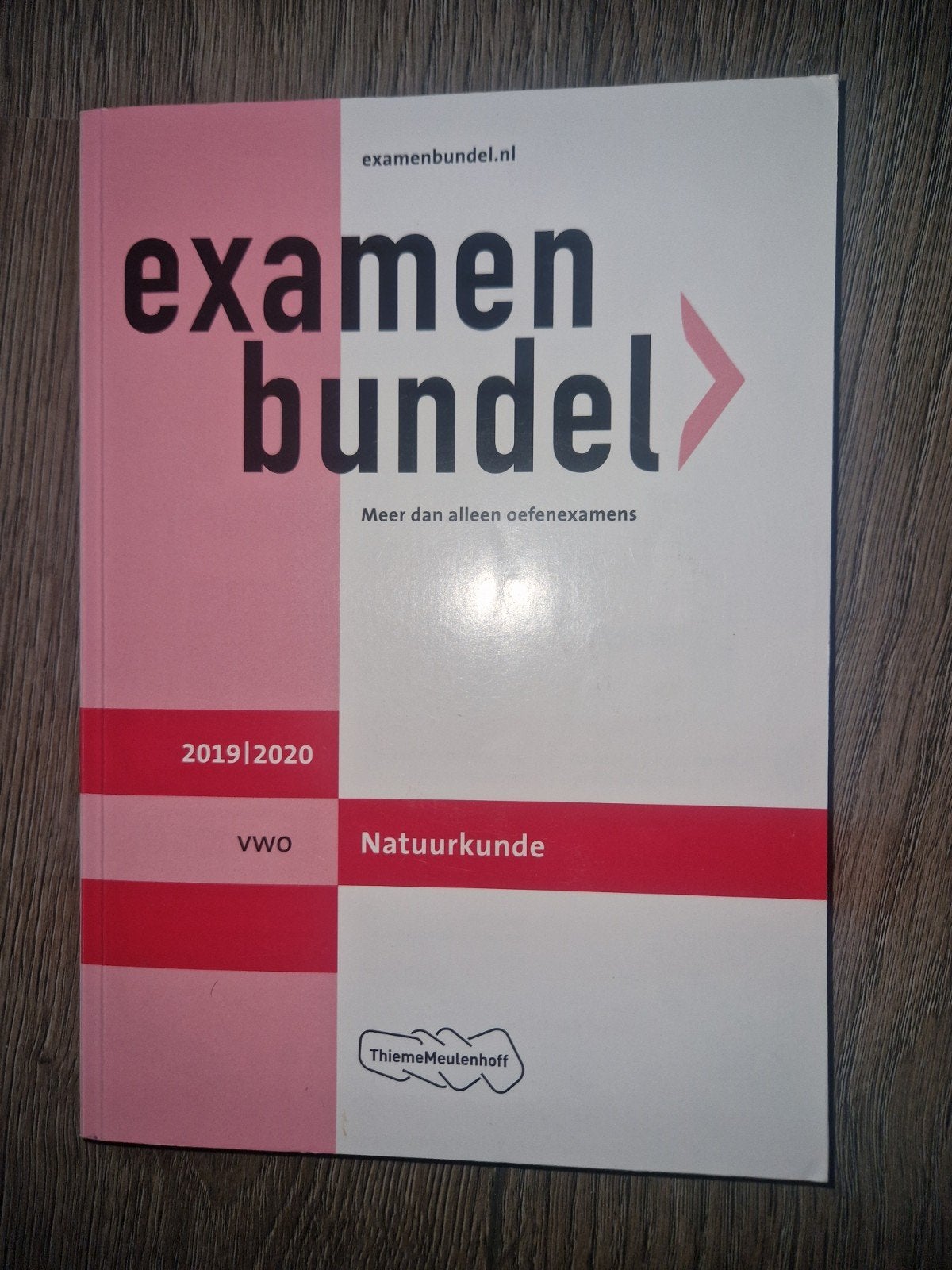 Examenbundel Natuurkunde VWO 2019/2020, ThiemeMeulenhoff, Ophalen of Verzenden, Beta, WO