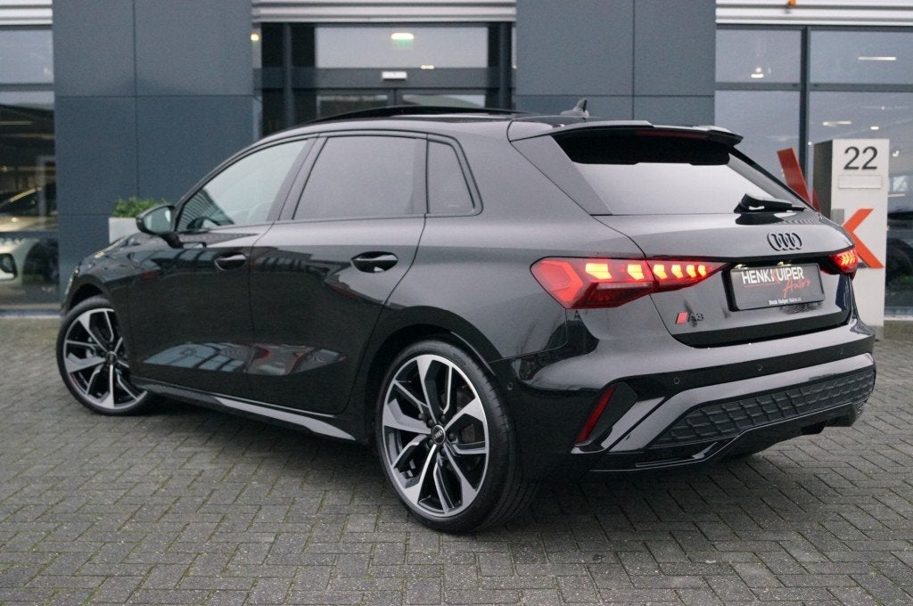 Audi A3 Sportback 35 TFSI S-Tronic S-Line facelift/ Leer rui, Auto's, Audi, Automaat, Huisgarantie, Zwart, Leder