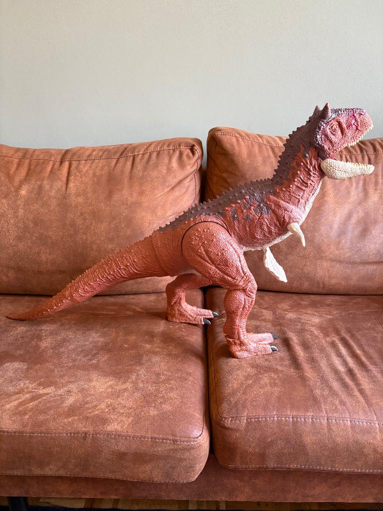 Jurassic World Kolossale Carnotaurus Toro Dinosaurus 91 cm, Ophalen, Gebruikt
