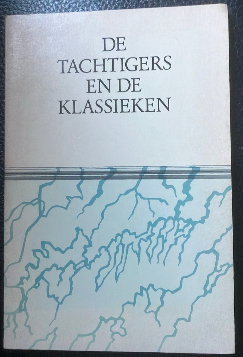 Sjoerd van Faassen (inl.) - De tachtigers en de klassieken, Ophalen of Verzenden, Gelezen