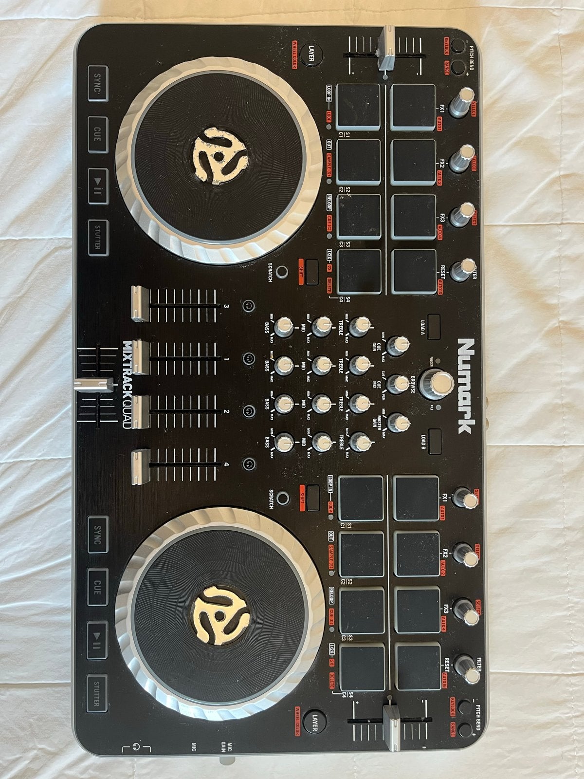Numark Mixtrack Quad DJ Controller, Muziek en Instrumenten, Ophalen of Verzenden, Gebruikt, Dj-set, Numark