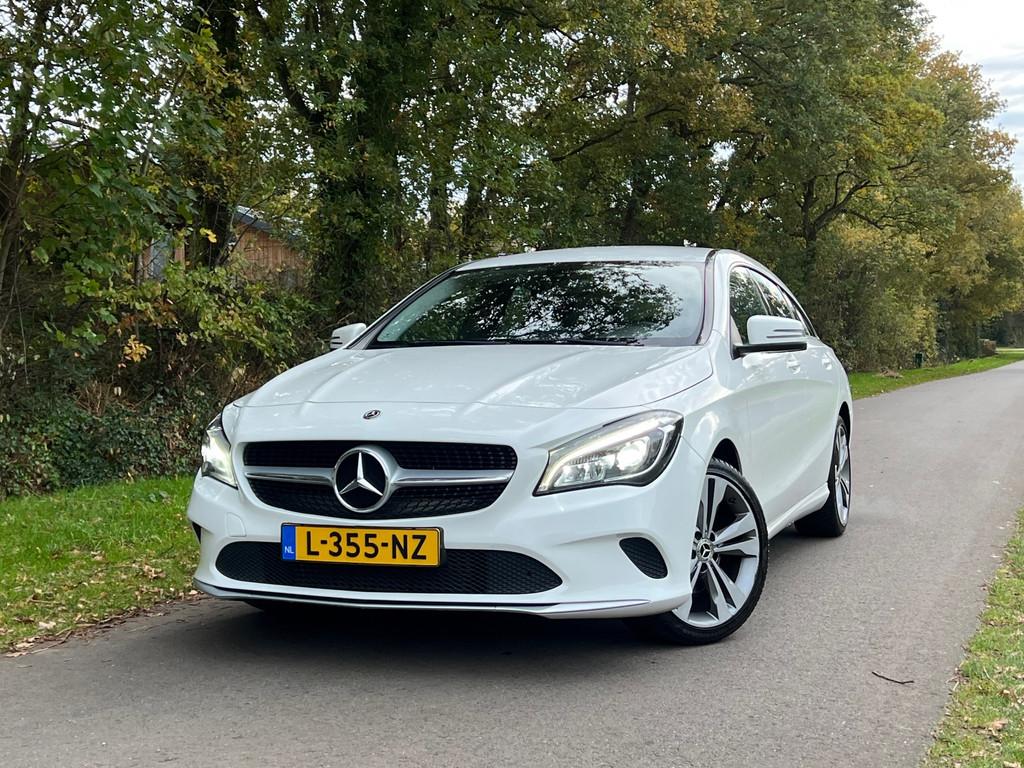 Mercedes-Benz CLA-klasse Shooting Brake 180 AMG | Cruise + C, Voorwielaandrijving, Gebruikt, 4 cilinders, 715 kg