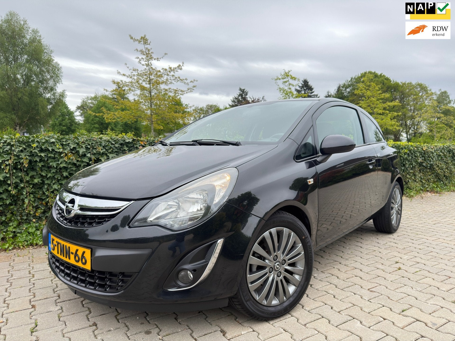 Opel Corsa 1.2 EcoFlex Design Edition LPG G3 , Airco / Cruis, Auto's, Voorwielaandrijving, Euro 5, Gebruikt, Zwart