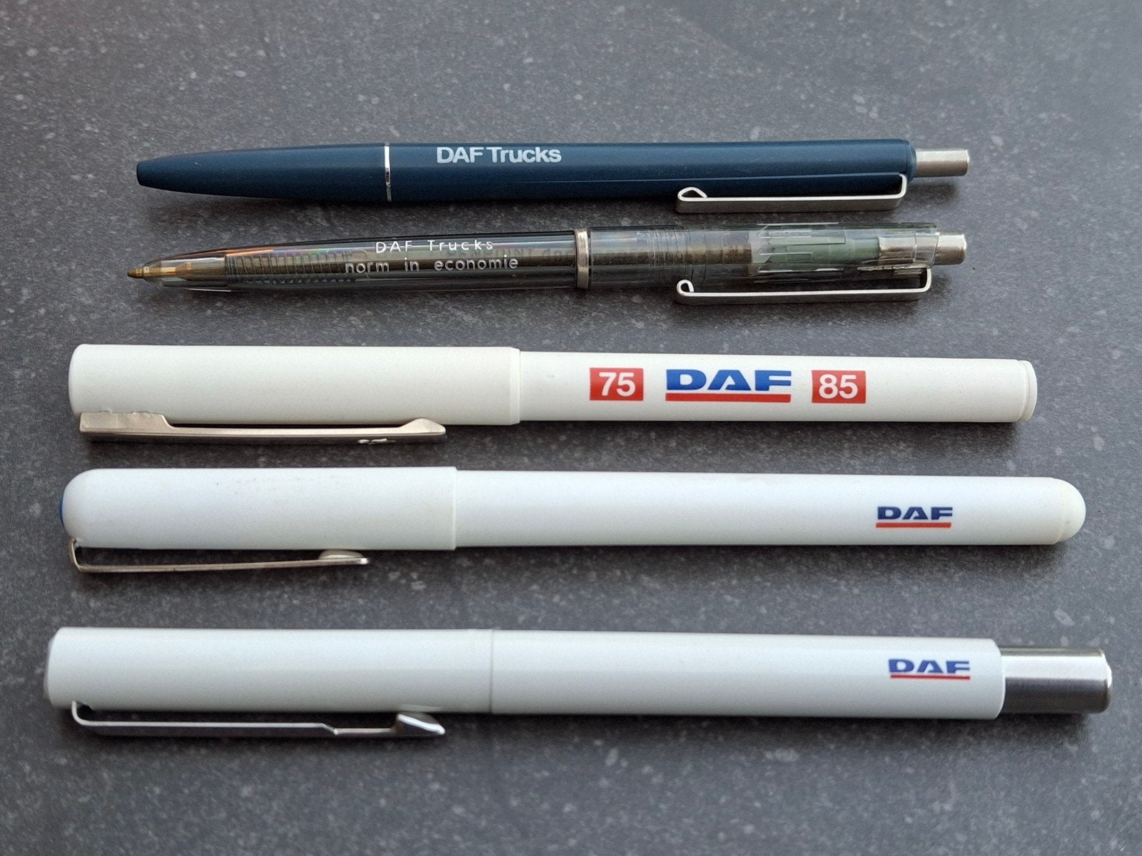 Set van 5 DAF pennen / balpen Parker, Ophalen of Verzenden, Auto's