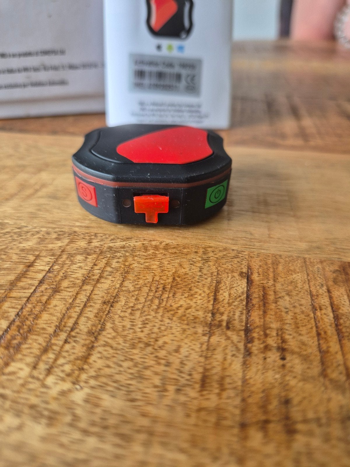 FIND GPS Tracker voor objecten - Zwart/Rood, Ophalen of Verzenden, Nieuw, Overige typen, Overige merken