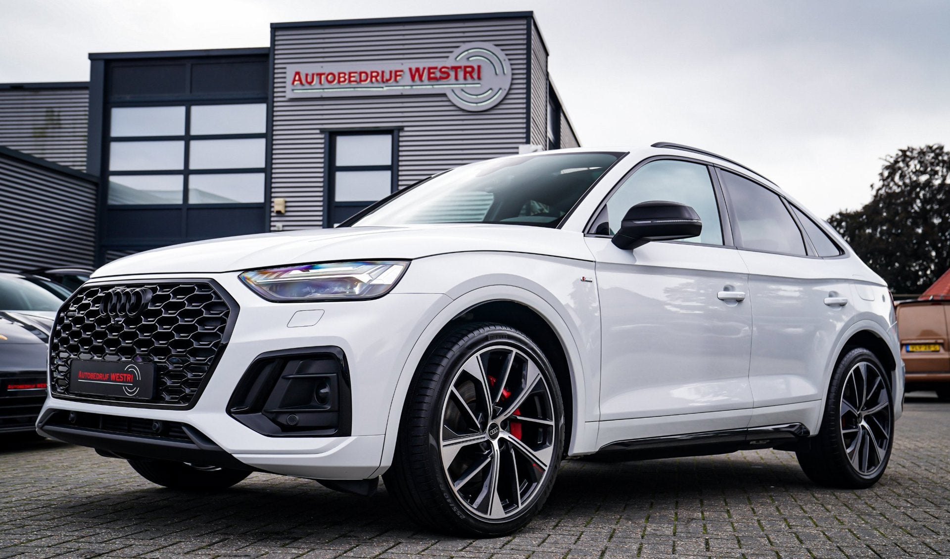 Audi Q5 Sportback 55 TFSI e S edition | Panorama | Massage |, Automaat, Dealer onderhouden, Gebruikt, 4 cilinders