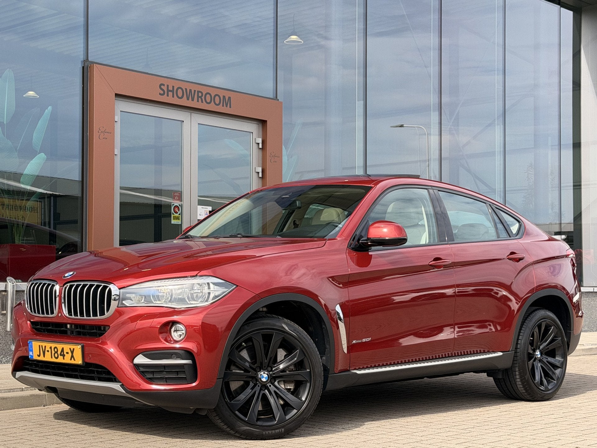 BMW X6 xDrive50i High Executive individual | 1ste Eigenaar |, Auto's, Dealer onderhouden, Gebruikt, 2145 kg, Bedrijf