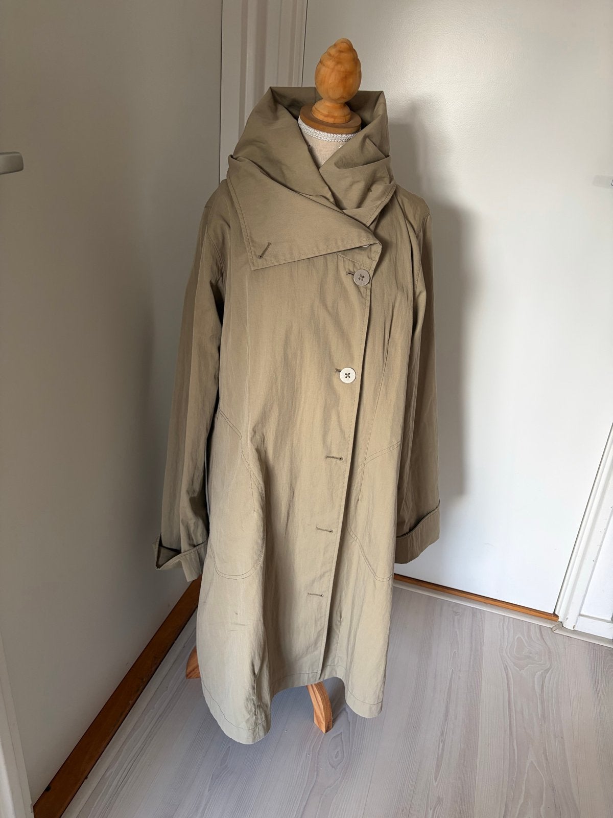MC Verdi: Stijlvolle Half lange Jas met  - Maat XL, Kleding | Dames, Jassen | Zomer, Ophalen of Verzenden, Zo goed als nieuw, Maat 42/44 (L)