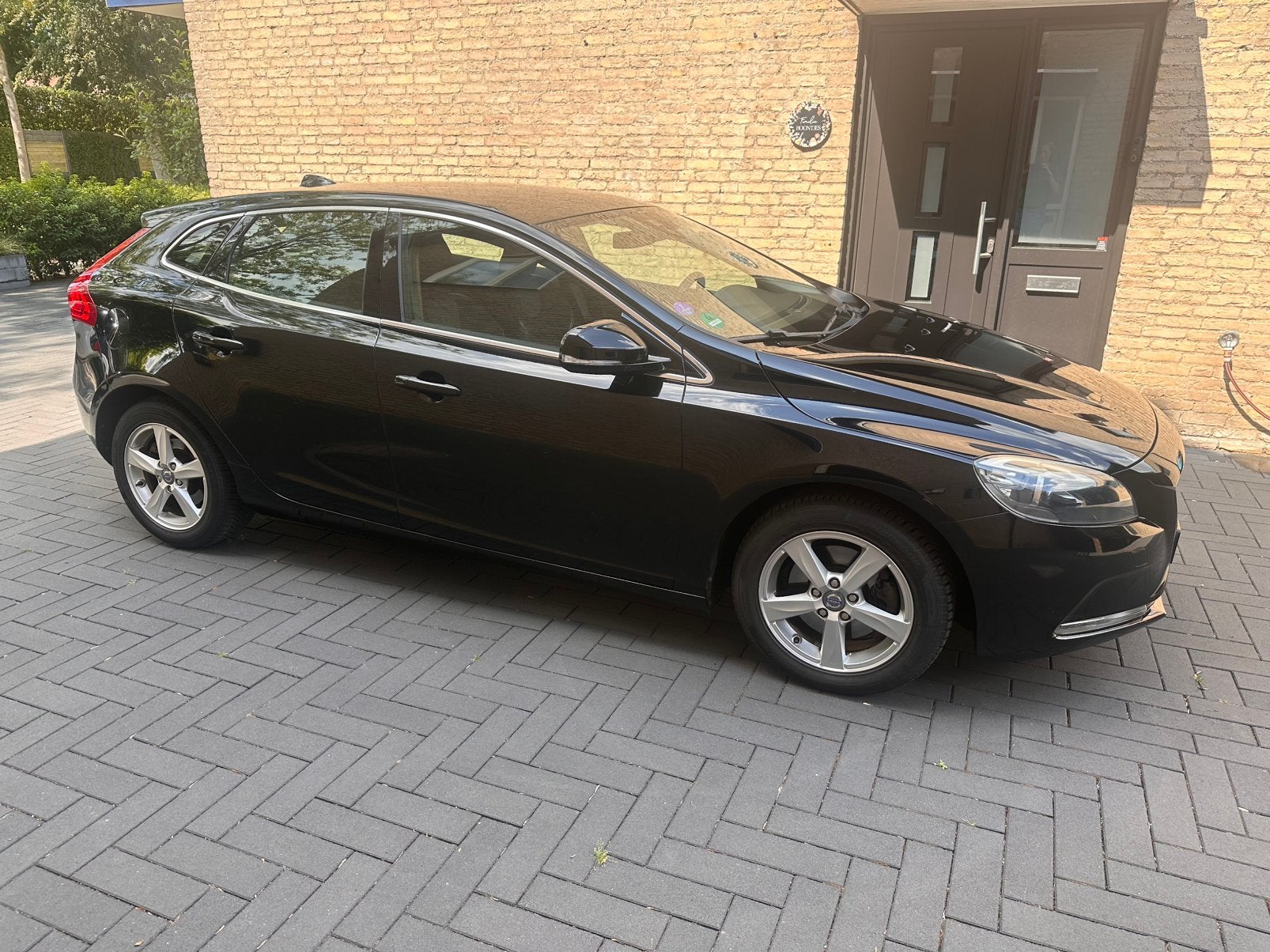 Volvo V40 1.6 T3 150PK, Momentum 2013, Auto's, Voorwielaandrijving, Zwart, 4 cilinders, Leder en Stof