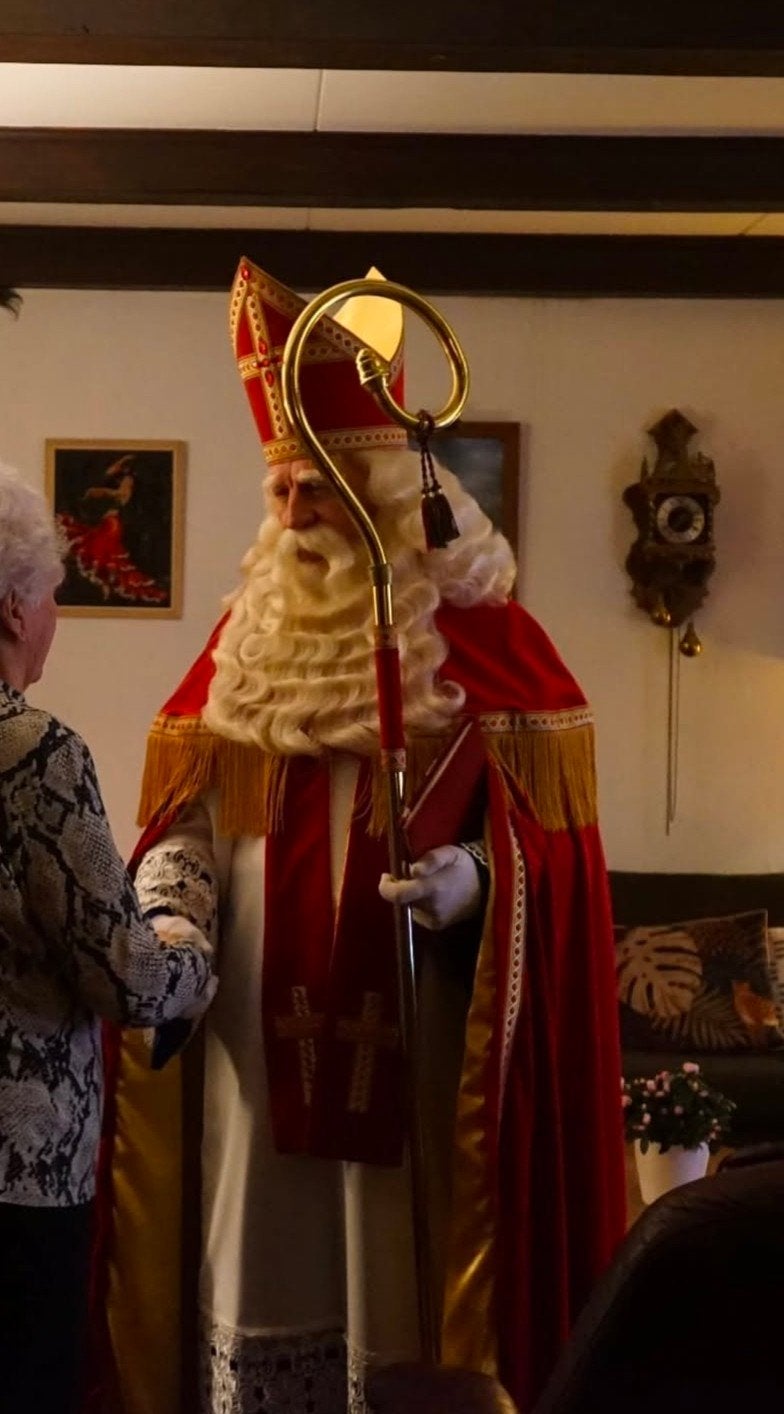 Sinterklaas bij uw bedrijf, school of thuis, Ophalen