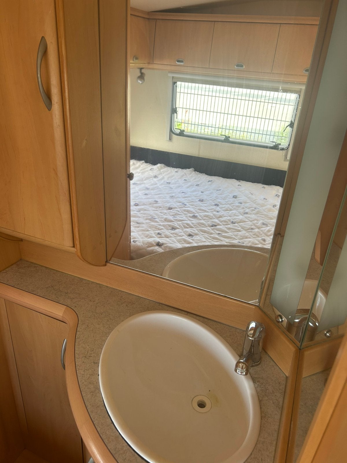Hobby De Luxe Easy Caravan met luifel en mover, Caravans en Kamperen, Vast bed, Rondzit, Hobby, Particulier