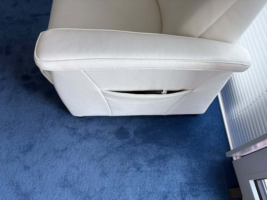 Nieuwe wit leren relax-sta op fauteuil met accu 105x75x70cm, Ophalen, Nieuw, 50 tot 75 cm, Leer