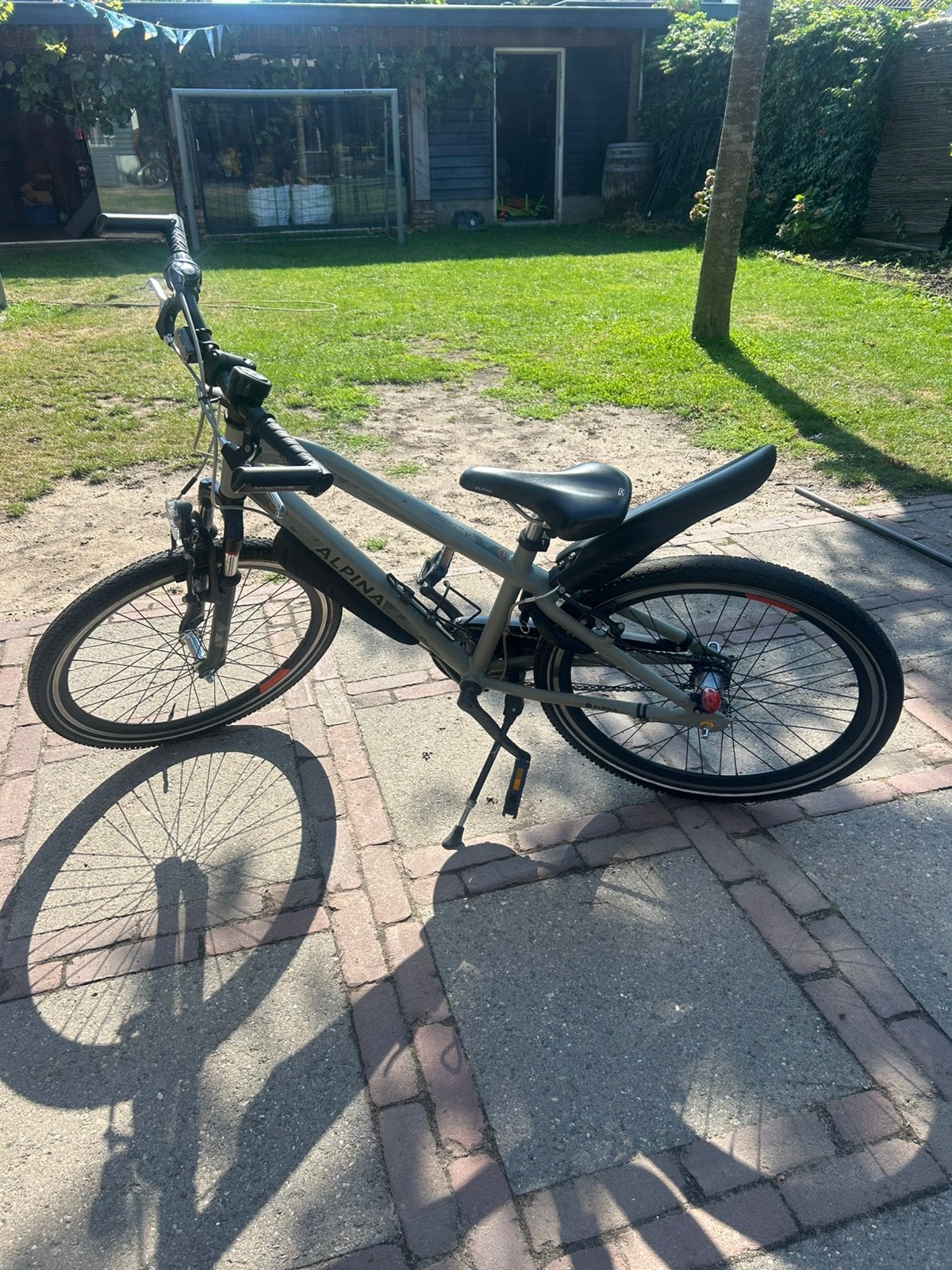 Alpina trial 24 inch, Fietsen en Brommers, Fietsen | Jongens, Ophalen, Terugtraprem, Versnellingen, Gebruikt