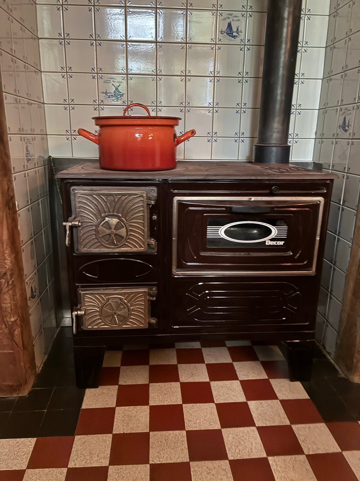 Decor houtgestookt fornuis met oven en kookplaten, Ophalen, Gebruikt, Hete lucht, 4 kookzones
