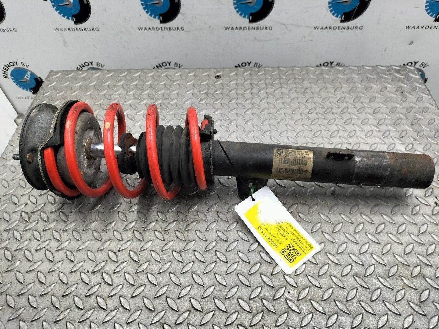 BMW 3 SERIES E90 318i Business Line  VEERPOOT / SCHOKBREKER, Ophalen of Verzenden, Gebruikt, Stiba lid