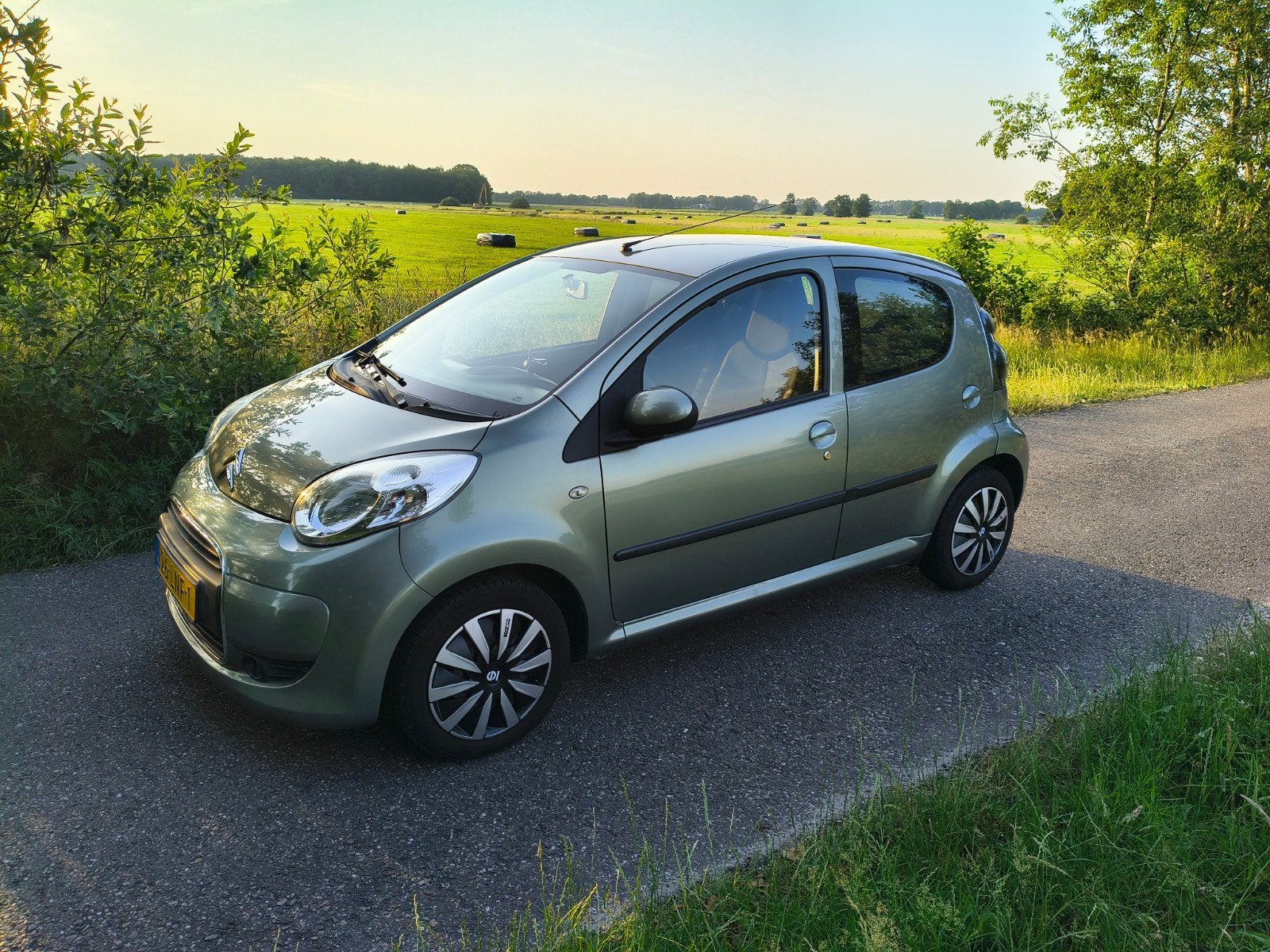 Prachtige Citroën C1 1.0 5-DRS Sensodrive AUTOMAAT en AIRCO, Auto's, Citroën, Stof, 4 stoelen, C1, 68 pk