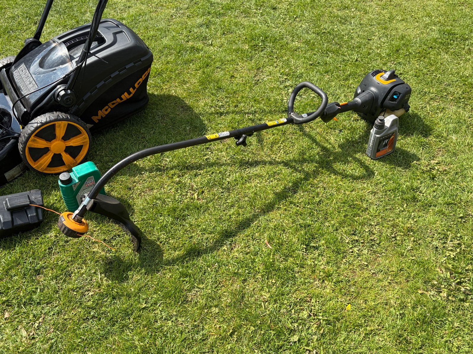McCulloch T26 CS Benzine Grastrimmer, Ophalen, Cirkelmaaier, Gebruikt, Benzine-grasmaaier