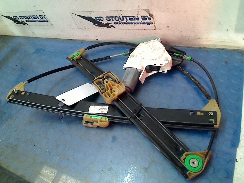 Raammechaniek Elek Links Voor Audi A4 Avant (B8) 8K0959801A, Gebruikt, Auto-Union-Straße  1, Ingolstadt 85057, , Duitsland, Info@audi.de