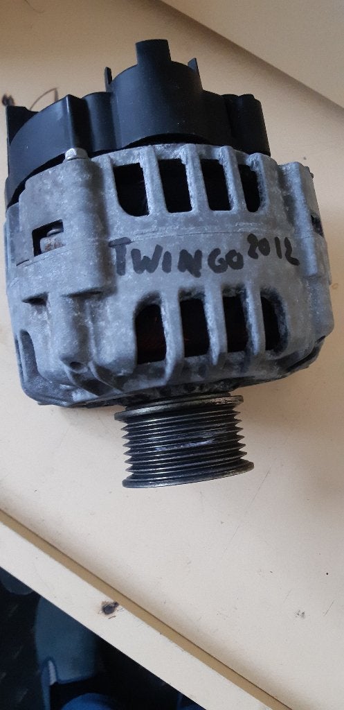 Twingo Onderdelrn van 2018/2014, Auto-onderdelen, Gebruikt, Achterklep, Ophalen of Verzenden, Renault