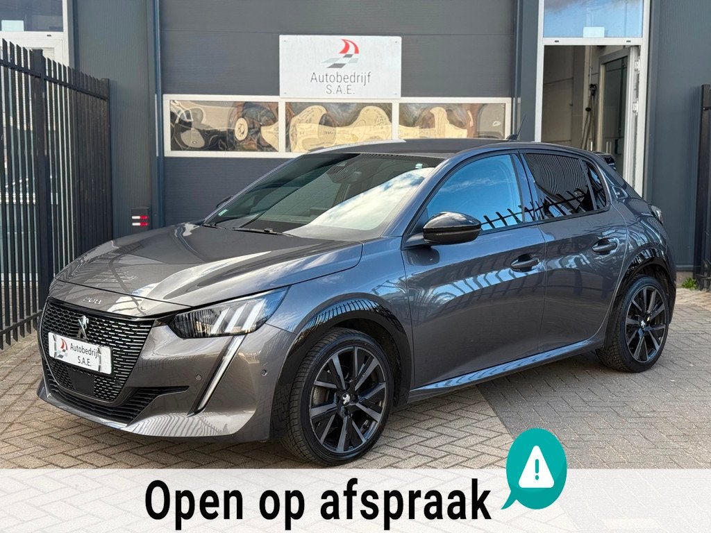 Peugeot 208 1.2 PureTech GT-Line CARPLAY ACC COCKPIT CAMERA, Auto's, Gebruikt, Euro 6, 1199 cc, 1133 kg