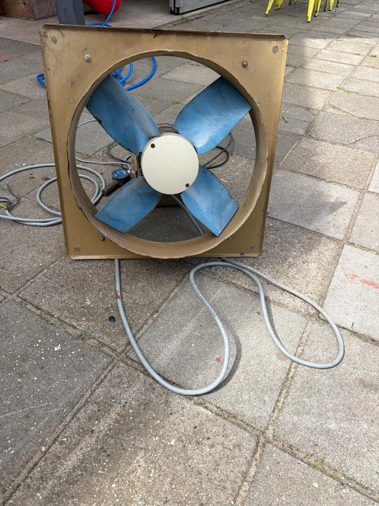 EMI Industriële Ventilator WLA 47400 met Regelaar, Ophalen of Verzenden, Gebruikt, Ventilator en Afzuiger