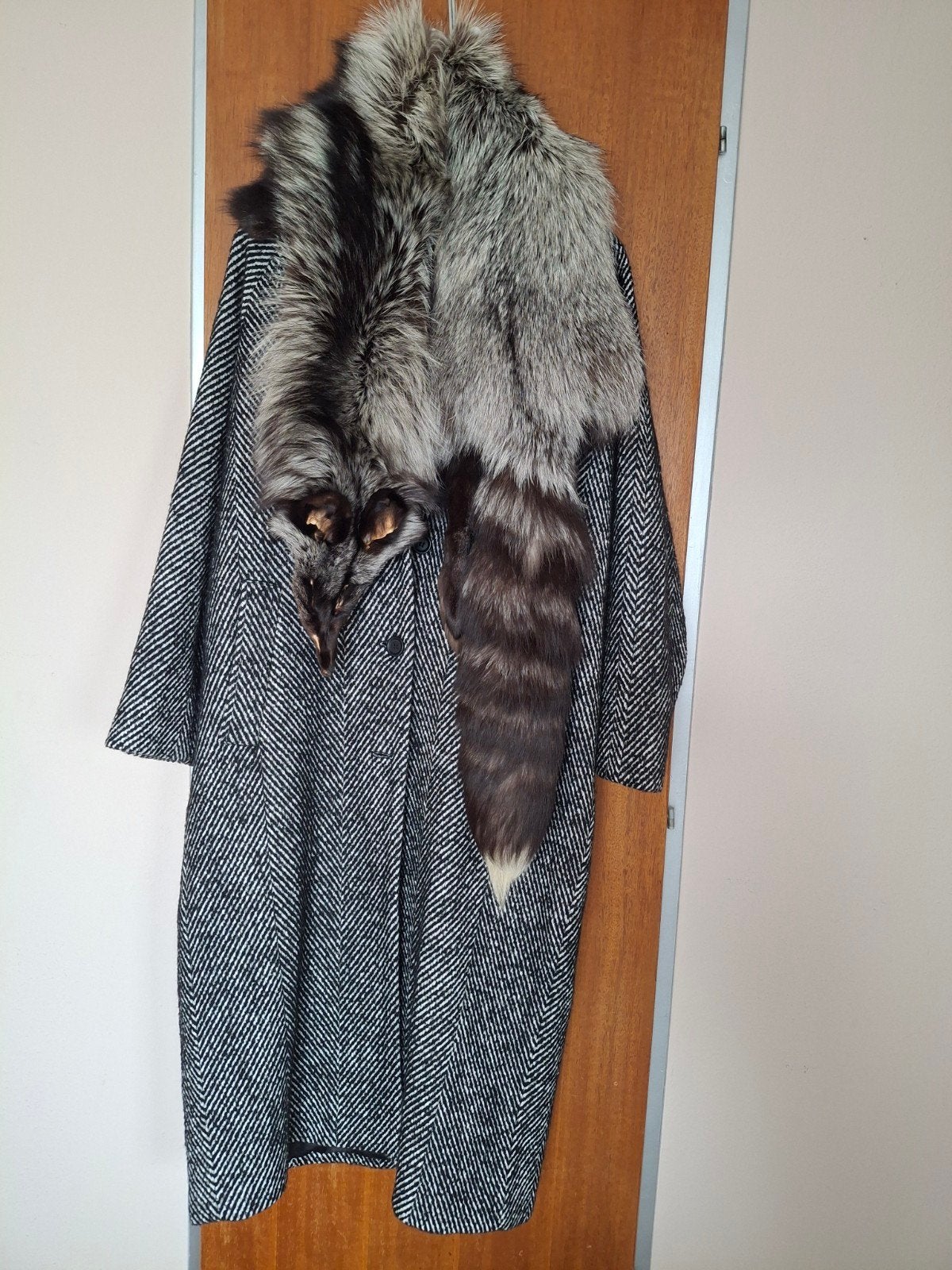 Nieuwe Zilvervossen Vacht 1.70m - Ideaal voor DIY/Decoratie, Ophalen of Verzenden, Nieuw