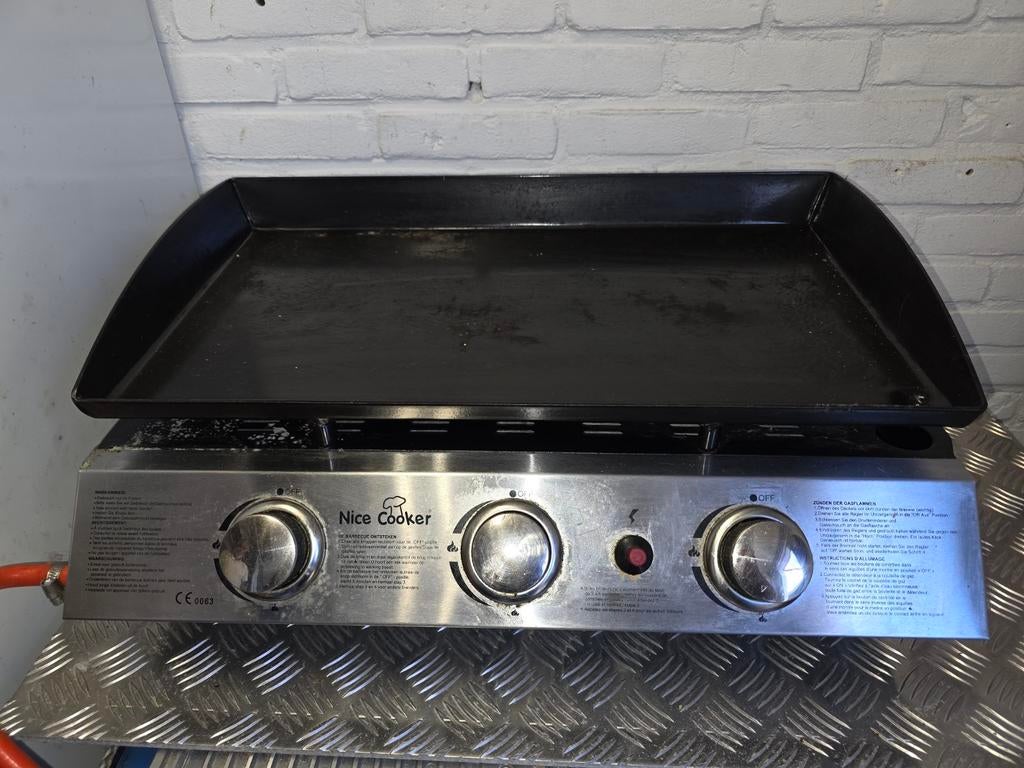 Nice Cooker Gas BBQ Grill met Bakplaat, Ophalen, Gebruikt, Nice Cooker