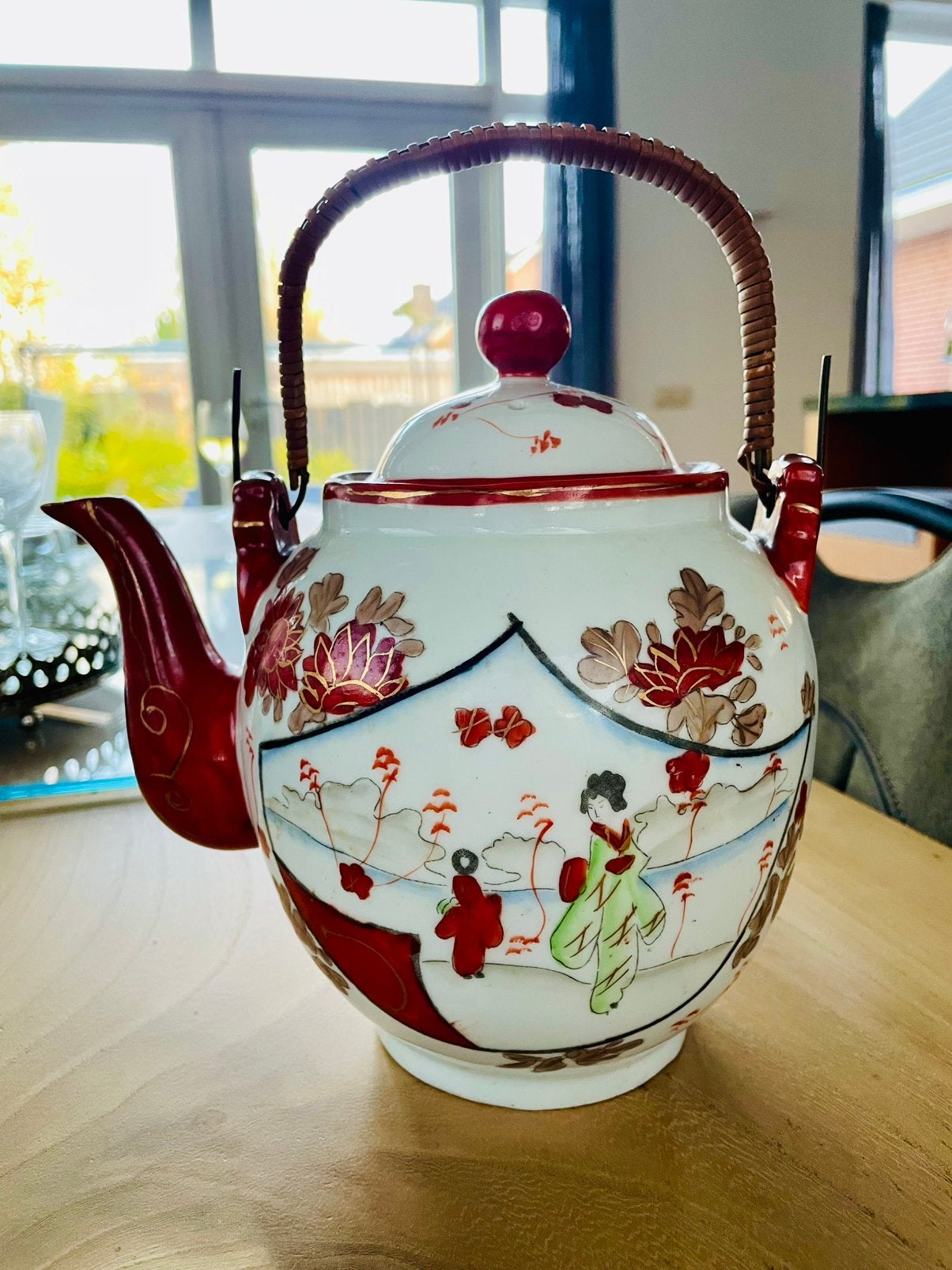 Grote Japanse Kutani theepot, Ophalen of Verzenden