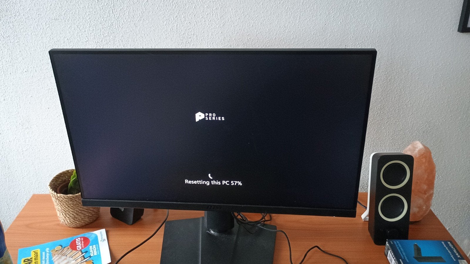 MSI G272QPF E2 – WQHD Gaming Monitor – 27 inch – 180Hz

Te k, Soundbar, Zo goed als nieuw, Overige spelers, Ophalen