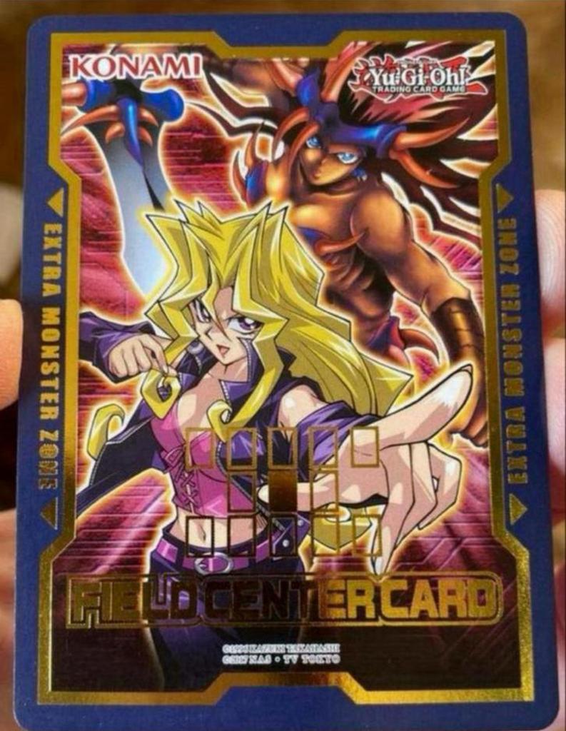 Yu-Gi-Oh! Mai Valentine & Swordswoman fieldcenter Promo !, Ophalen of Verzenden, Gebruikt, Losse kaart, Foil