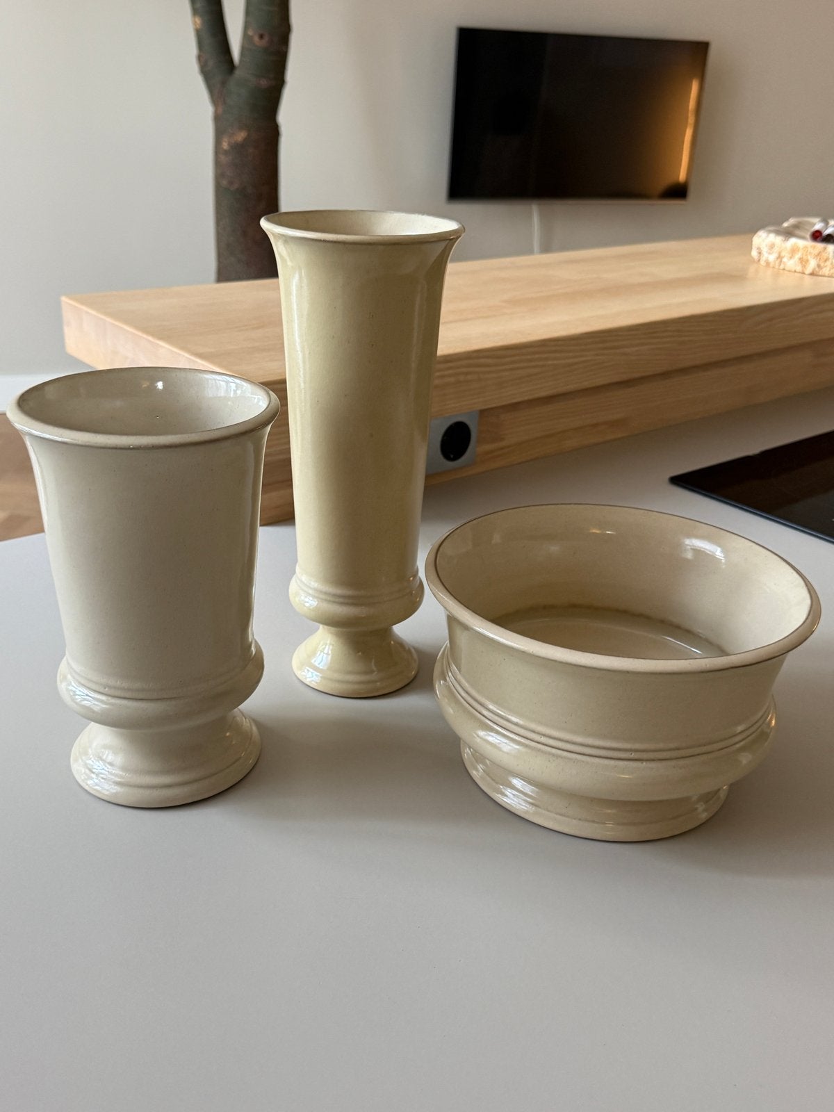 H&M Home Vazen en schaal set - Beige geglazuurd keramiek, Ophalen of Verzenden, Zo goed als nieuw, Beige, Steen/keramiek