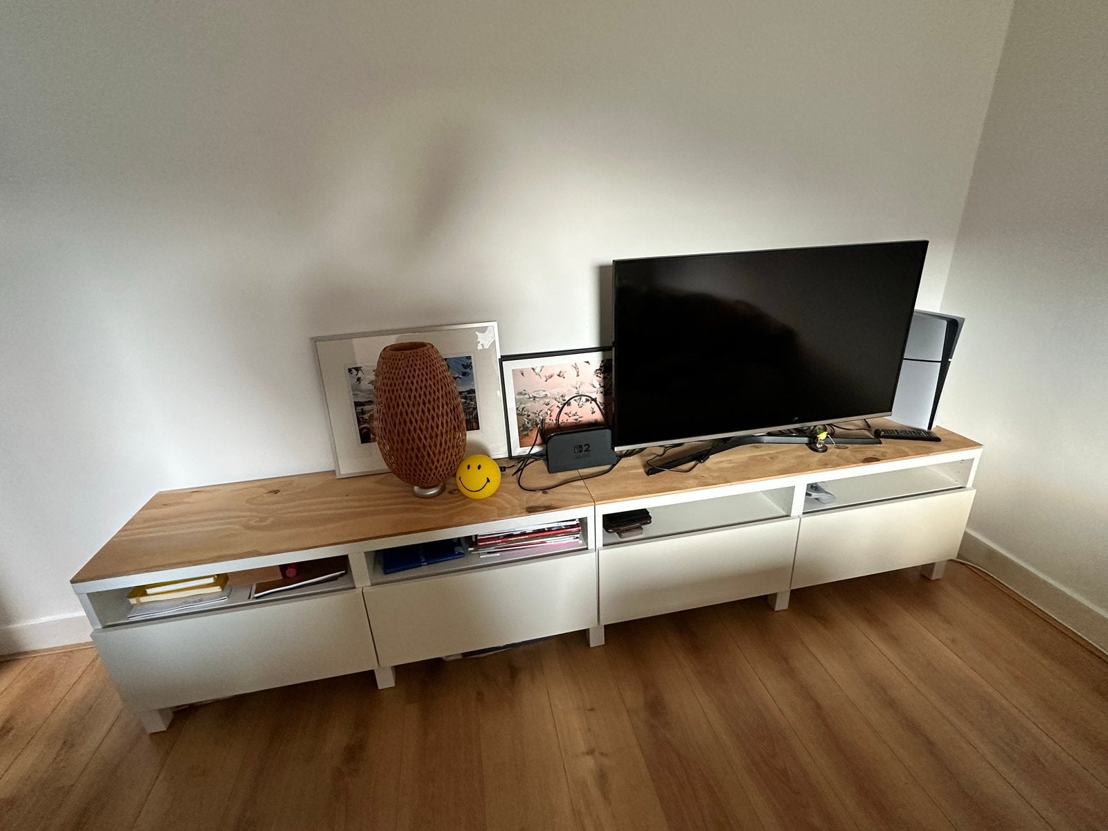 2x IKEA BESTÅ tv-meubel met houten afdekblad - wit, Ophalen, Gebruikt, 200 cm of meer, Minder dan 100 cm