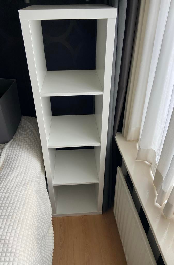 IKEA KALLAX kast 4 vakken met 2 Dröna bakken (z.g.a.n.), Ophalen, Met plank(en), Minder dan 50 cm, 100 tot 150 cm