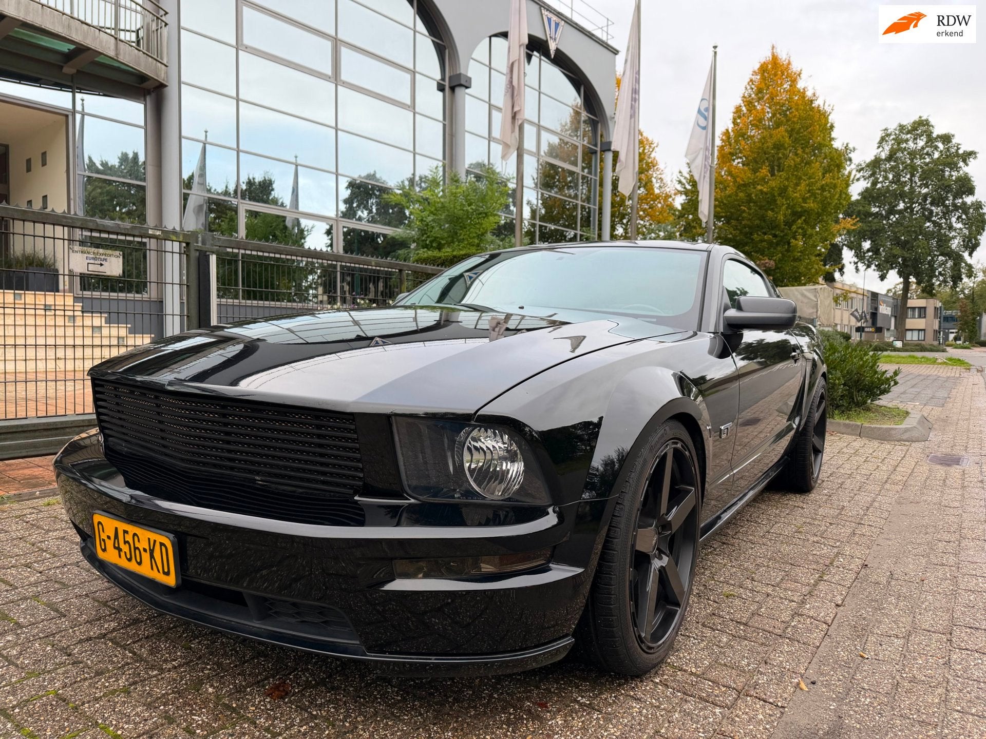 Ford USA Mustang 4.6 V8 GT Handgeschakeld 67000 km Nieuwstaa, Auto's, Achterwielaandrijving, Gebruikt, 4 stoelen, Zwart