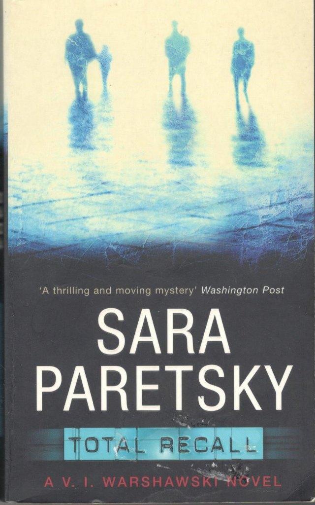 Sara Paretsky - Total Recall., Boeken, Taal | Engels, Zo goed als nieuw, Ophalen of Verzenden